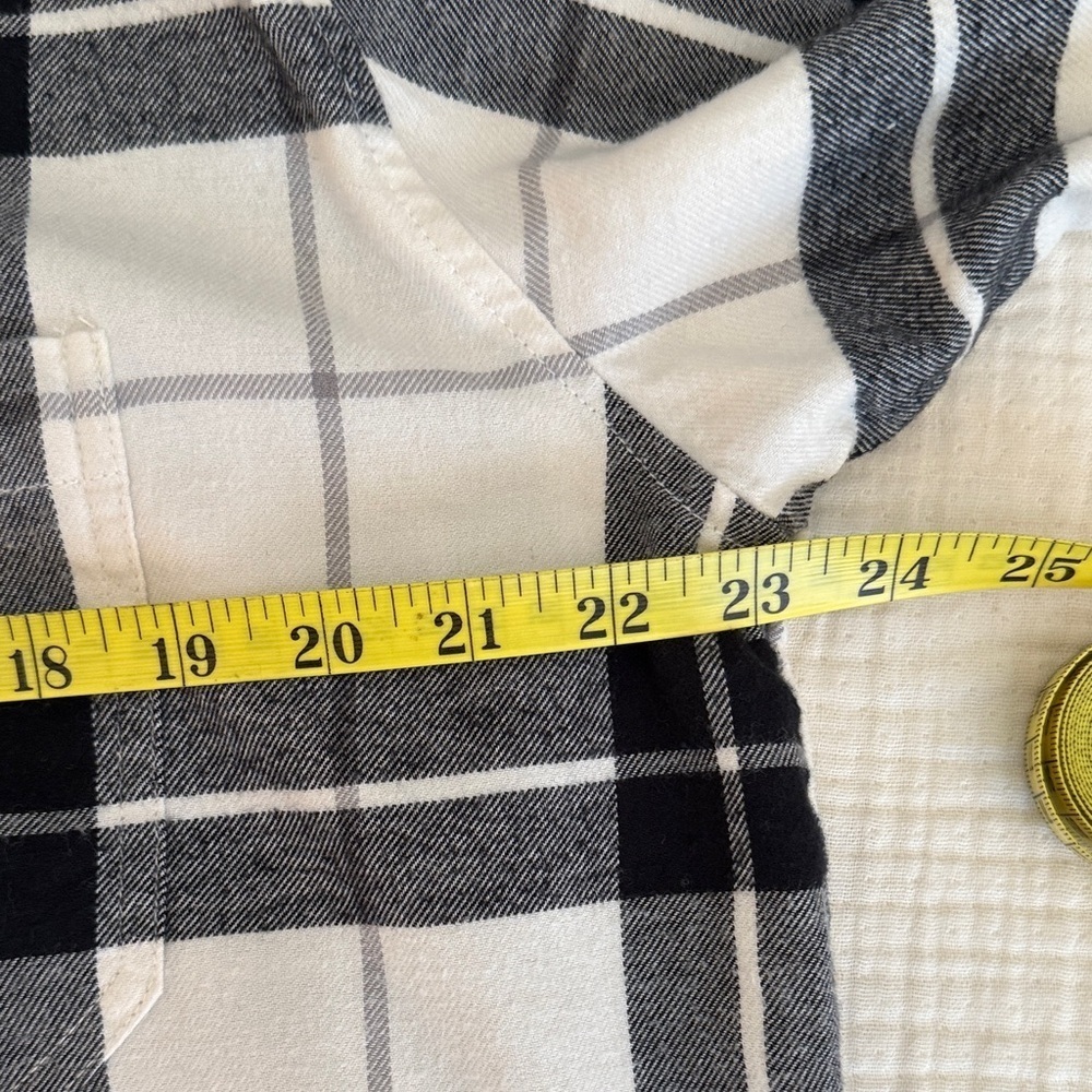 American Eagle Outfitters Flannel Checkered Button Down Shirt - Picture 11 of 12